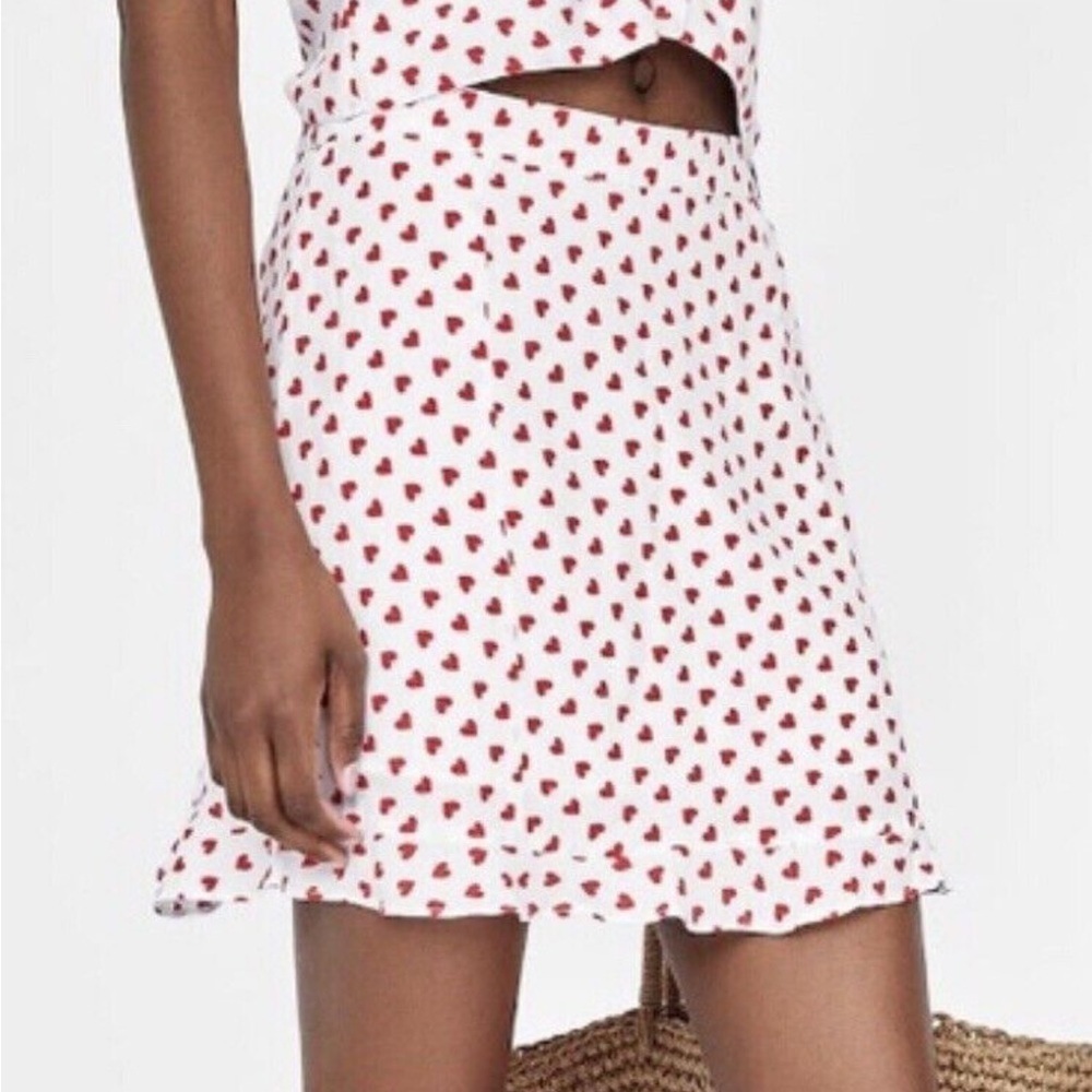 Zara White Red Heart High Waist Ruffle Short  Skirt medium